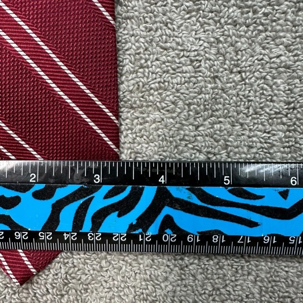 Brooks Brothers Mens Silk Repp Stripe Tie Burgundy Red White Made in USA RN93986